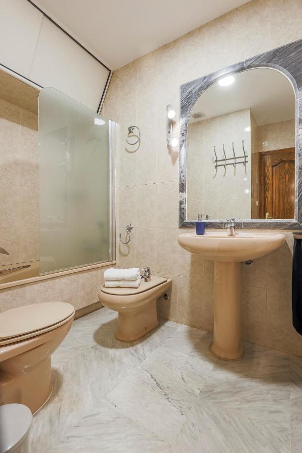 Alameda Del Tajo Parquing Apartamento